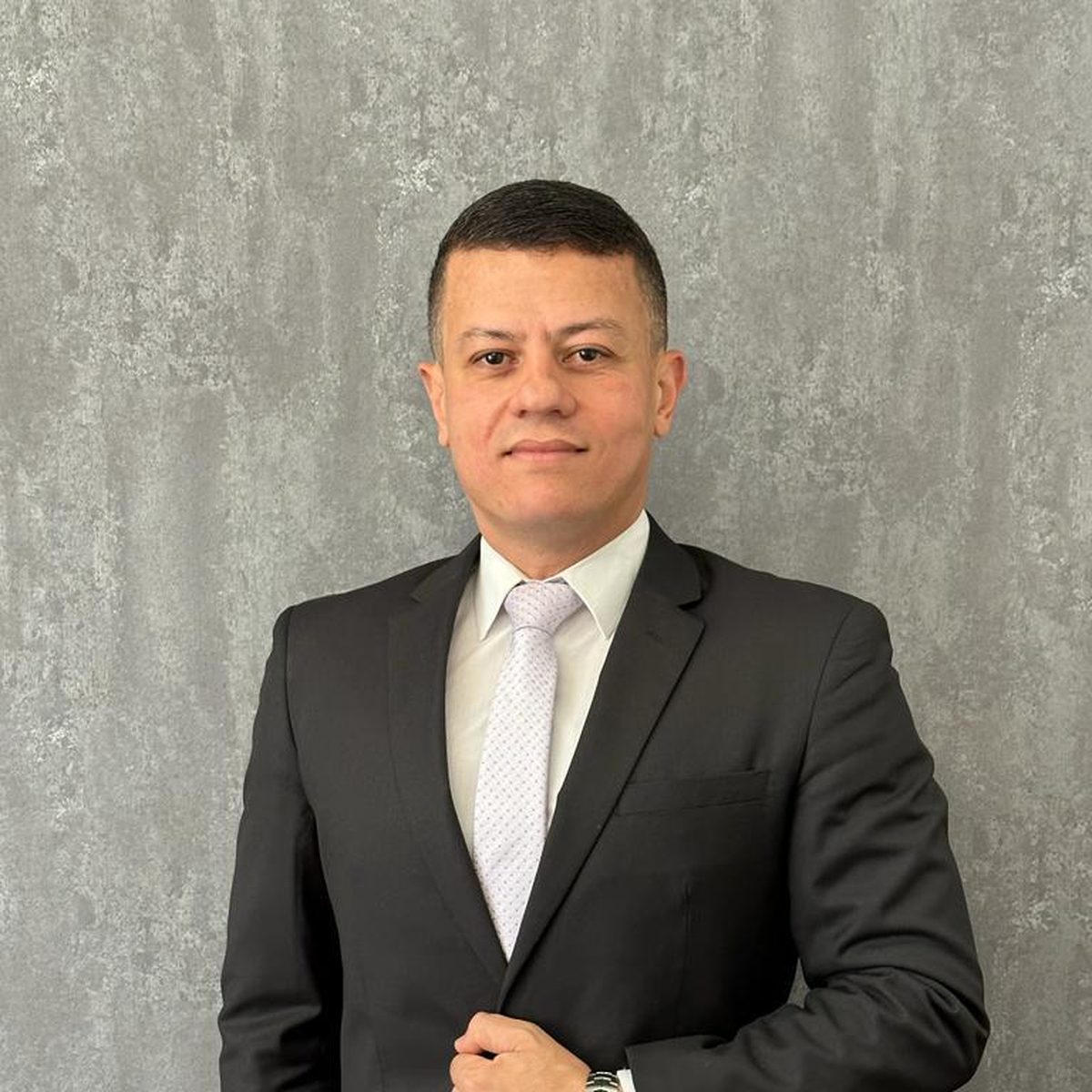 Dr. Alexandre Resende Silva